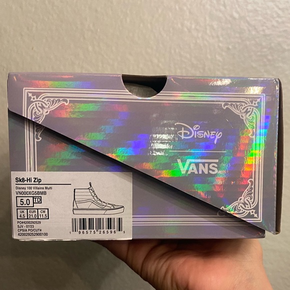 Disney Villains x Vans Toddler Sk8-Hi Zip Shoes - Picture 3 of 6